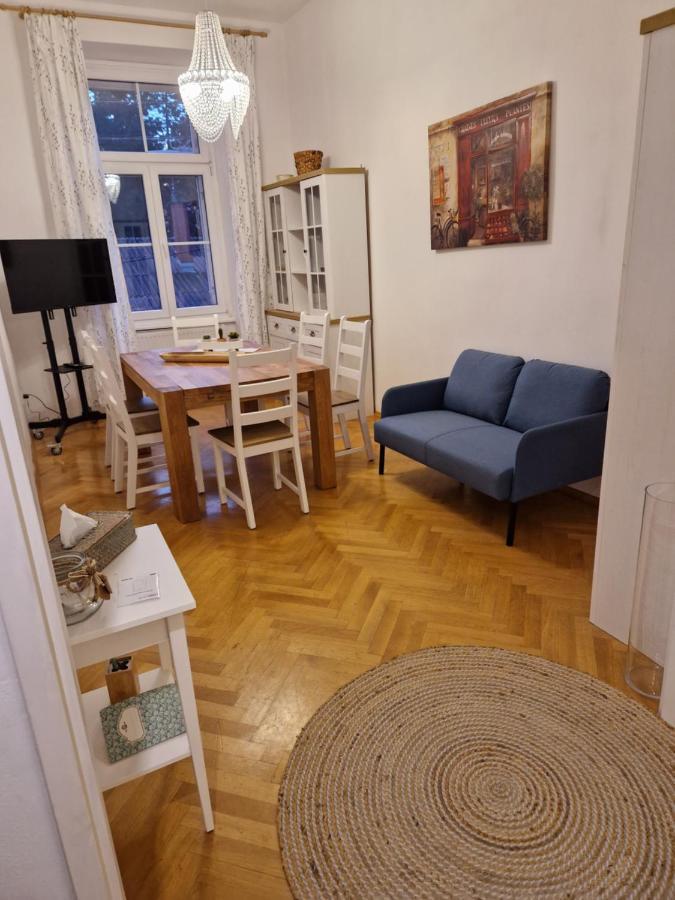 Entzueckendes Apartment Im Zentrum Грац Екстериор снимка